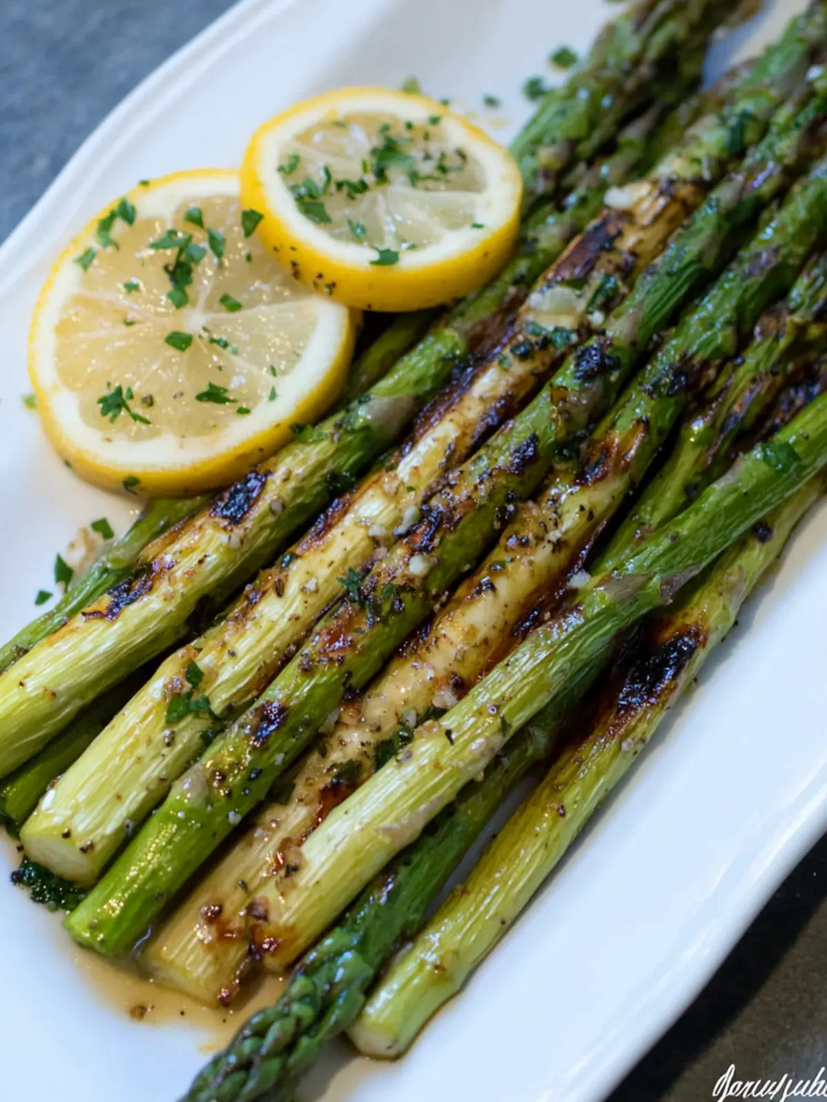 Zesty 4th of July Lemon Garlic Grilled Asparagus Delight 3 4th of July Lemon Garlic Grilled Marinated Asparagus