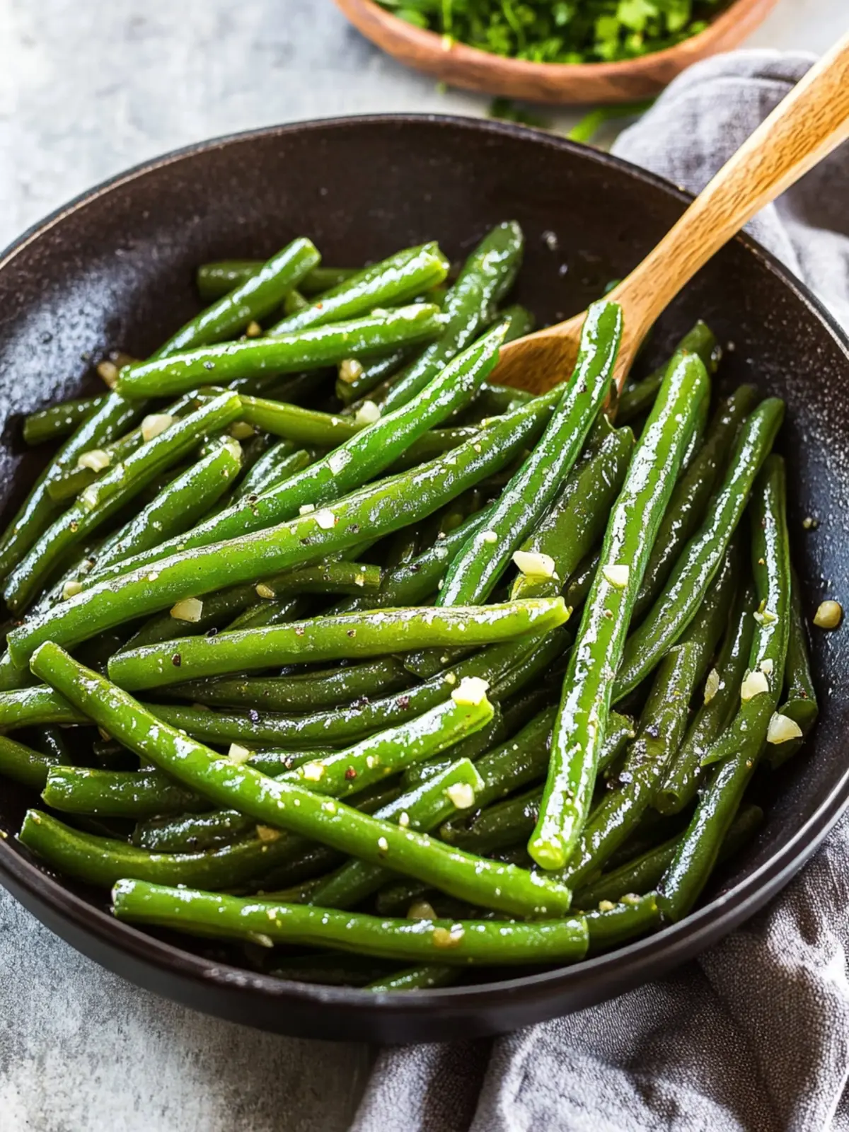 Sautéed Green Beans Recipe with Garlic: A Flavorful Twist 3 Sautéed Green Beans Recipe with Garlic